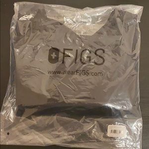 Figs Black Casma 3 pocket scrub top